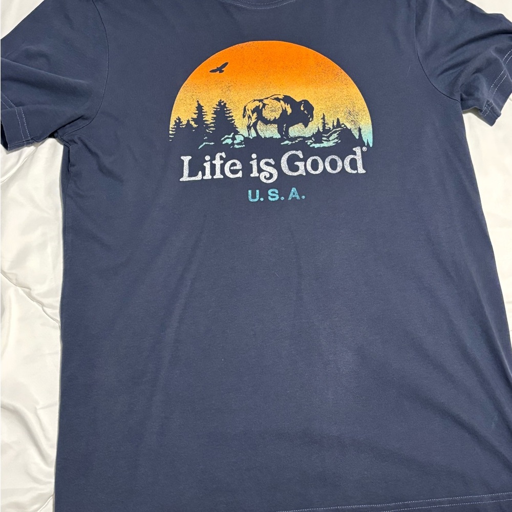 Life is Good Men's Navy Graphic T-Shirt Size S